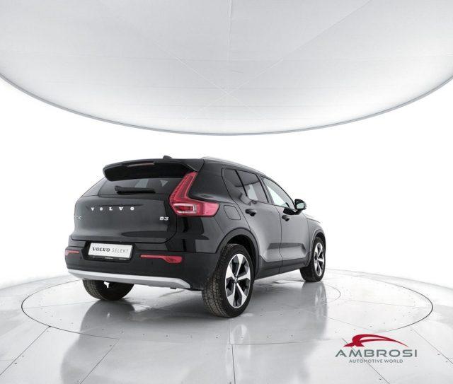 VOLVO XC40 Mild Hybrid B3 automatico Core