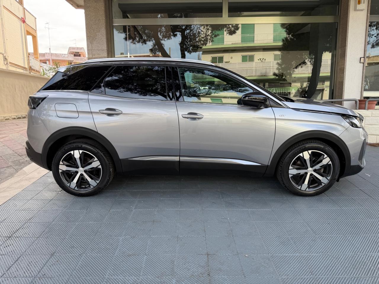 Peugeot 3008 PureTech Turbo 130 S&S EAT8 GT