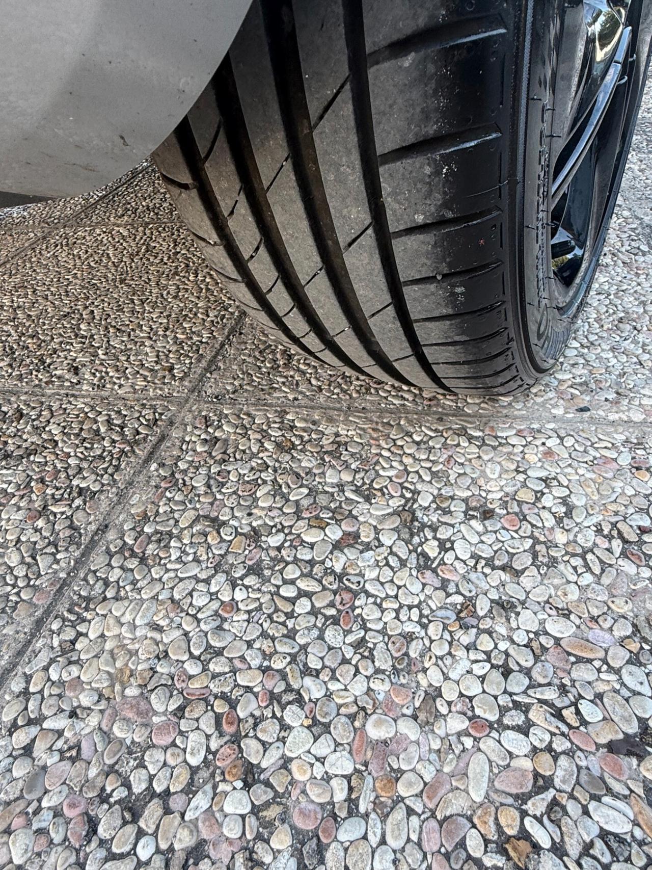 " UNA CHICCA " Opel Corsa 1.4 90CV GPL Tech