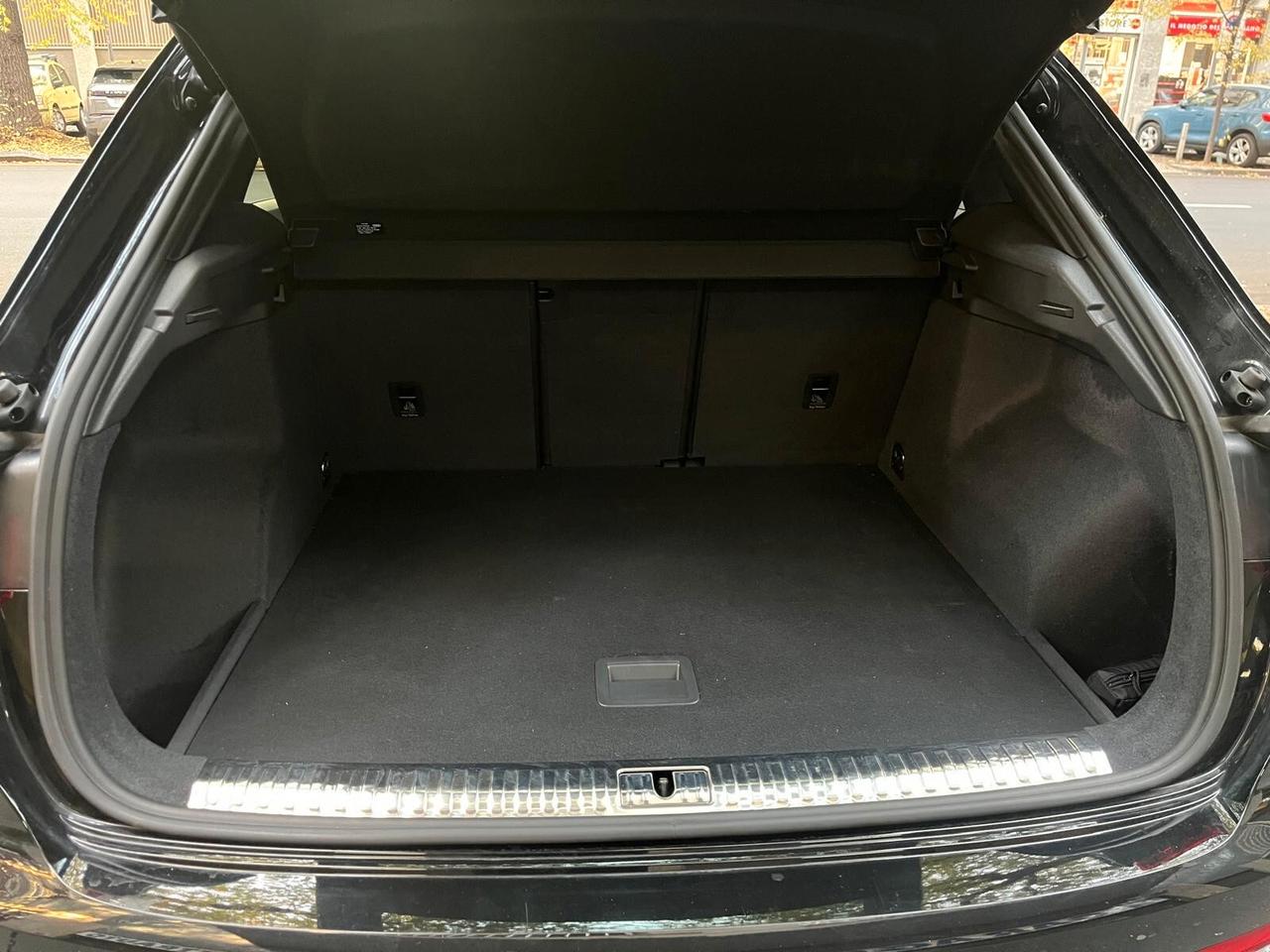 Audi Q3 45 TFSI quattro S tronic line edition