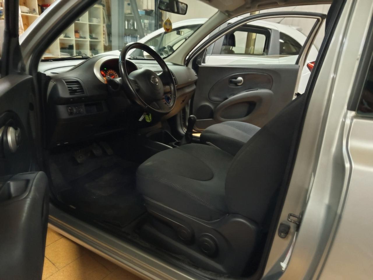 Nissan Micra 1.2 benzina, 100 mil chilometri ok neopatentati.