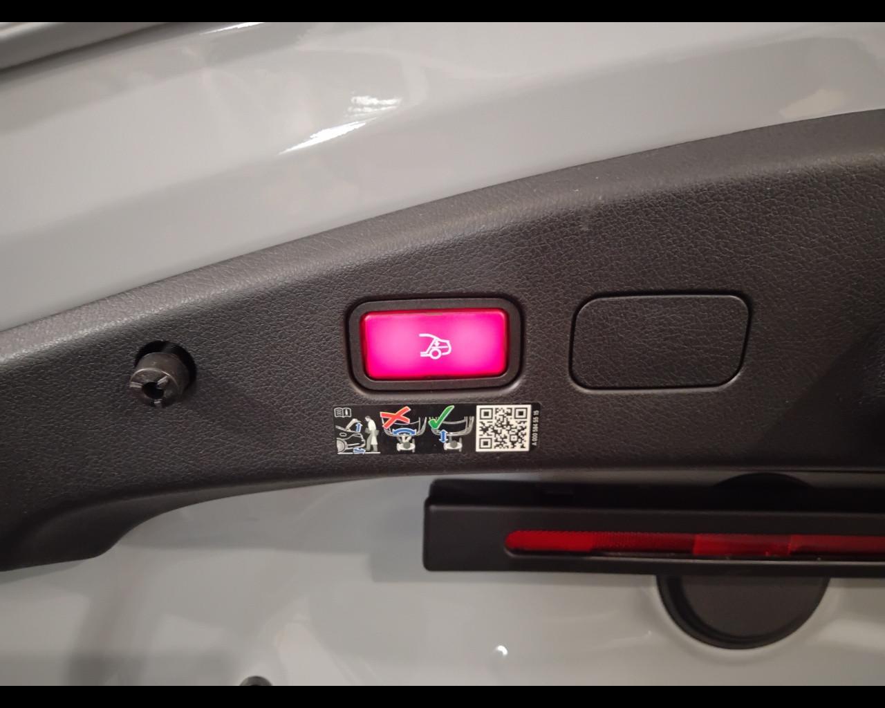 Mercedes-Benz CLE Cabrio - A236 - CLE Cabrio 220 d AMG Line Premium Plus auto