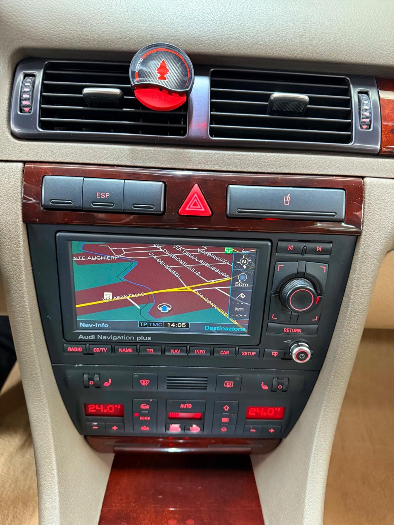 Audi A6 2.5 V6 TDI 180cv Quattro