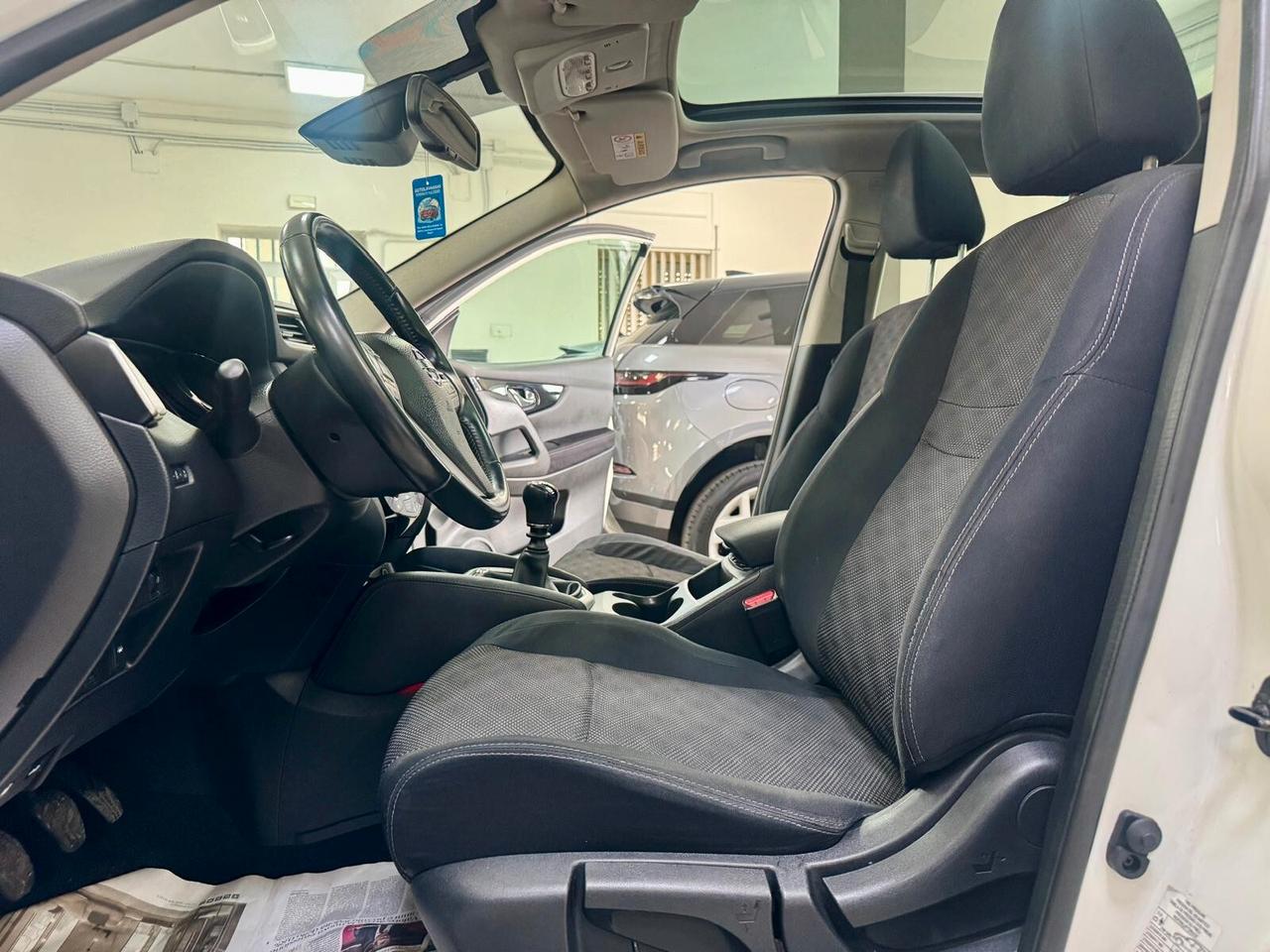 Nissan Qashqai 1.5 dCi 110cv Tekna 2015
