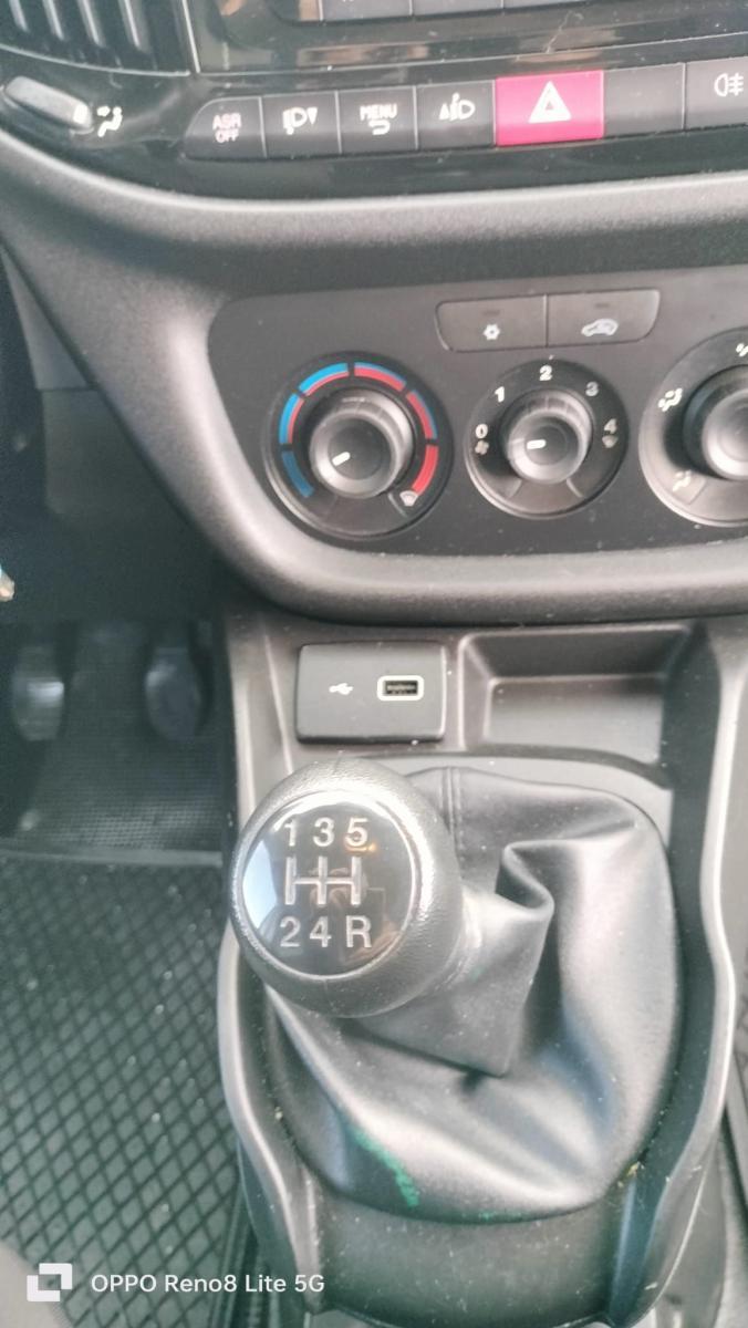 FIAT Doblo cargo 1.3 mjt 95cv CH1 Business S&S cargo 1.3 mjt 95cv CH1 Business S&S