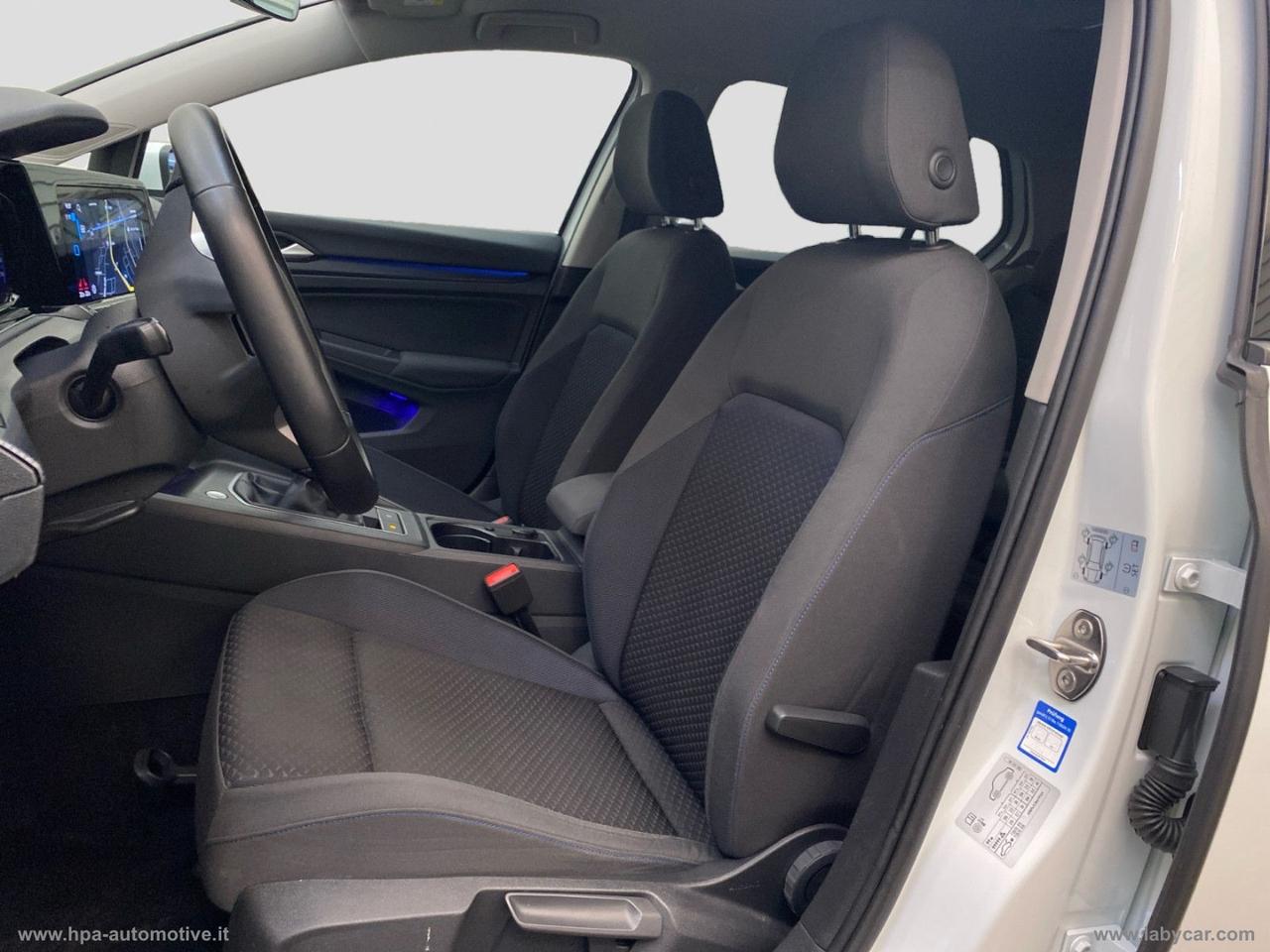 VOLKSWAGEN Golf 8 2.0TDI FULL LED IQ-LIGHT NAVI