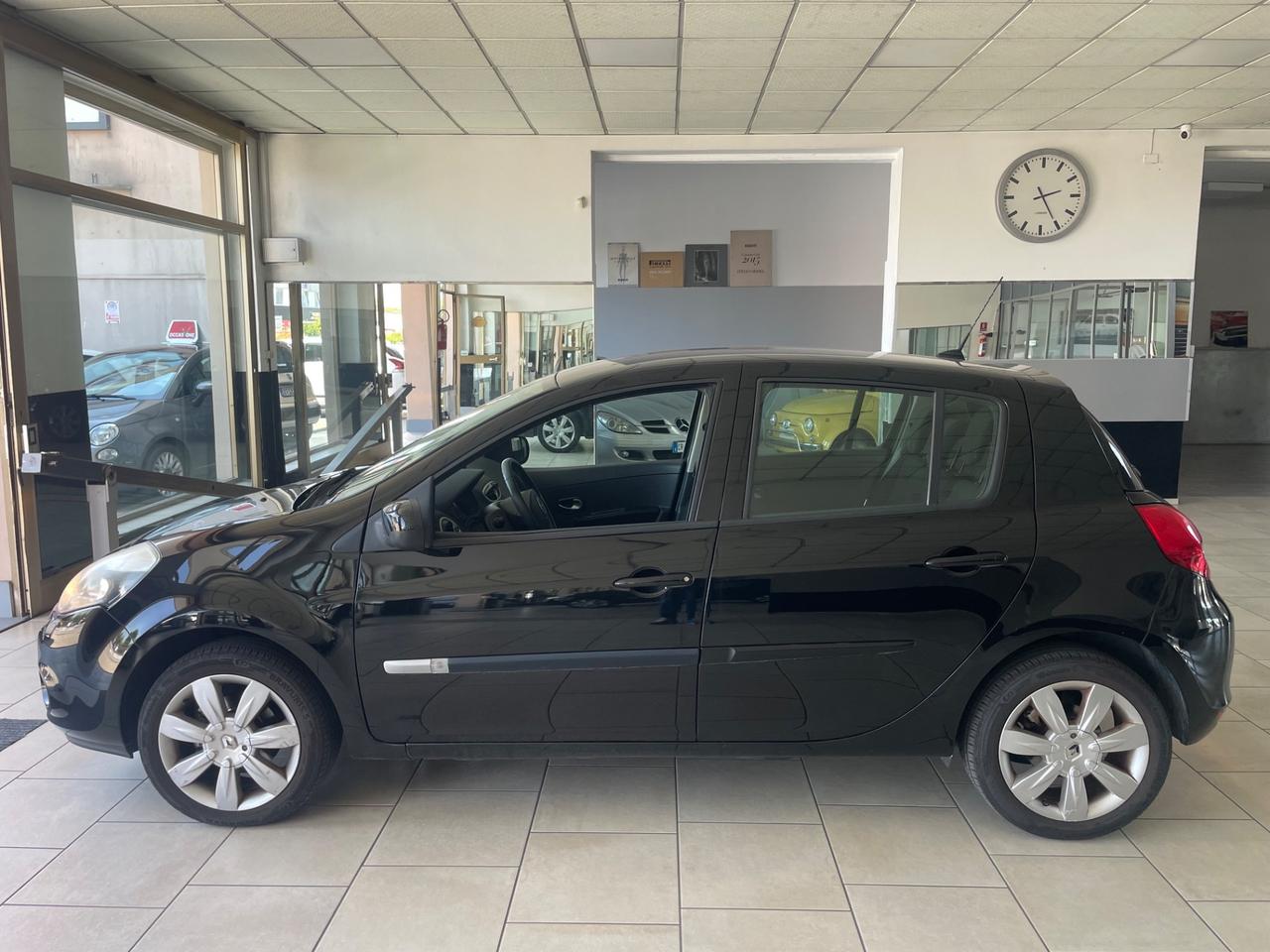 Renault Clio 1.2 16V 5 porte Dynamique - Nessun vincolo -