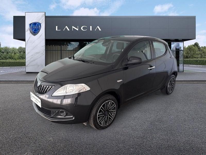 Lancia Ypsilon 1.0 FireFly 70cv Hybrid Oro
