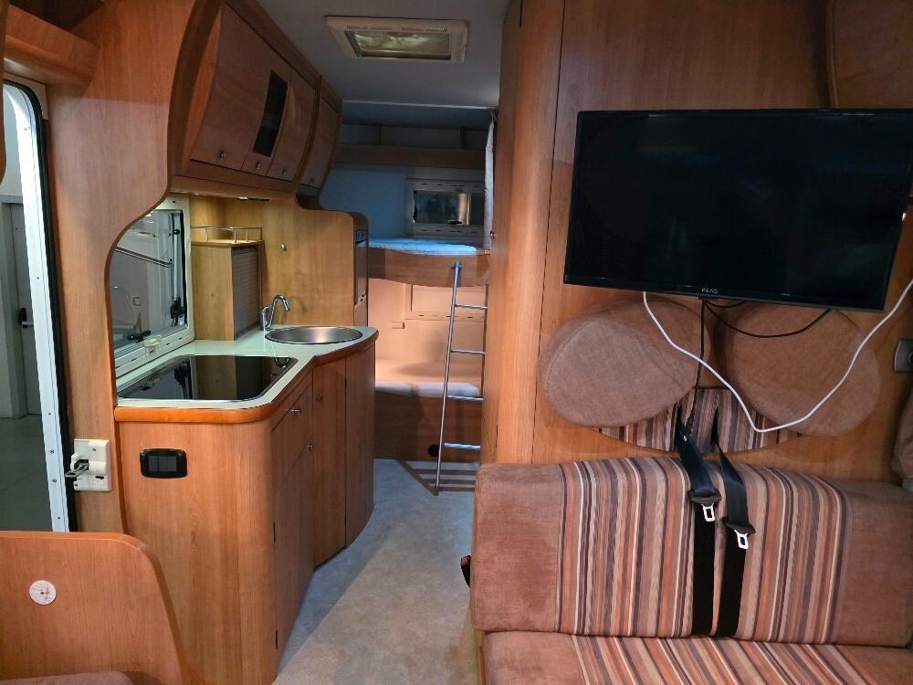 CAMPER LAIKA X 700