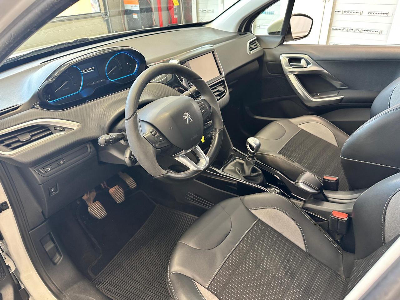 Peugeot 2008 1.6 bluehdi Allure s&s 120cv my16