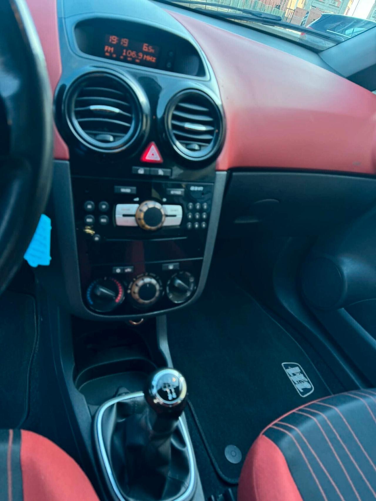 Opel Corsa 2010 1.3 Diesel OK NEOPATENTATI 95 CV