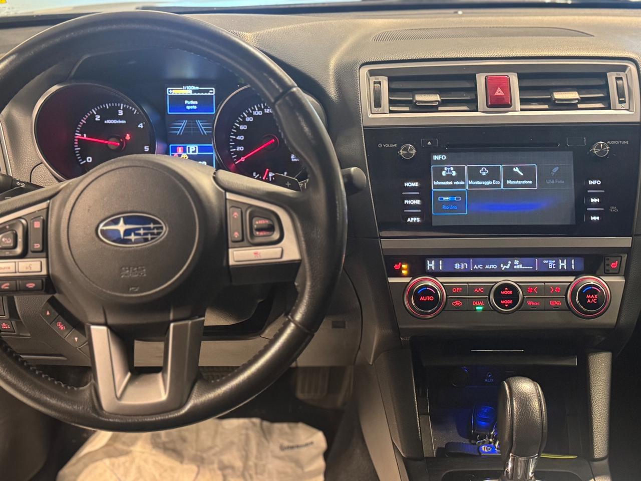 Subaru OUTBACK 2.0d Lineartronic Style