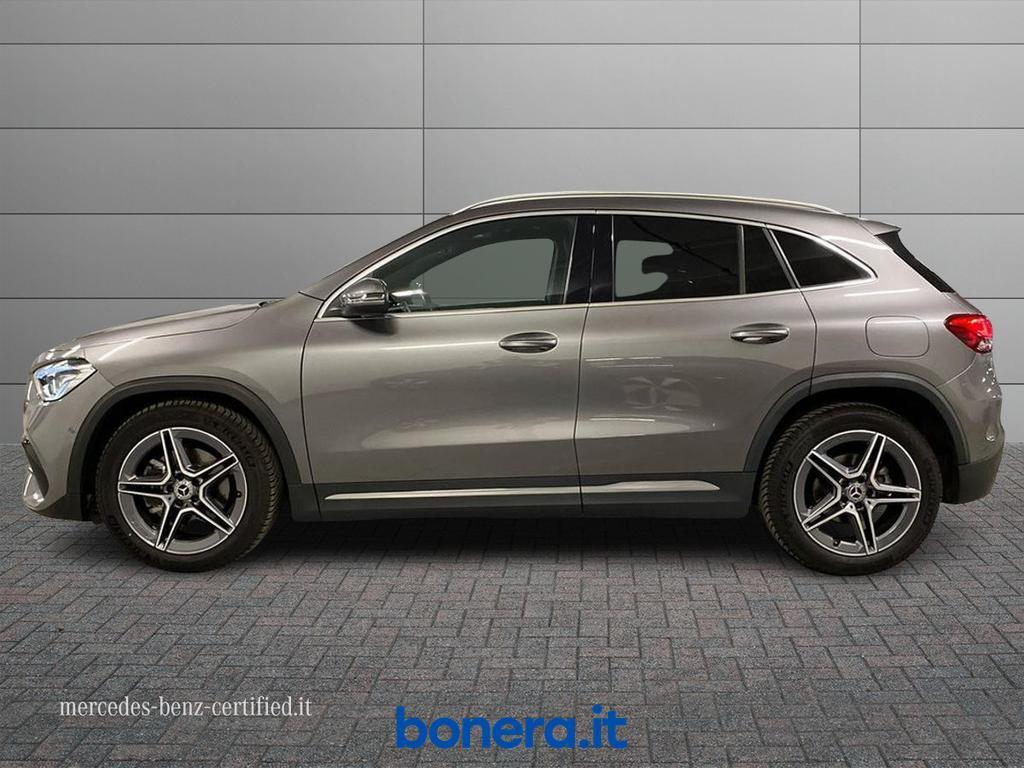 Mercedes GLA 200 200 D Premium 8G-DCT