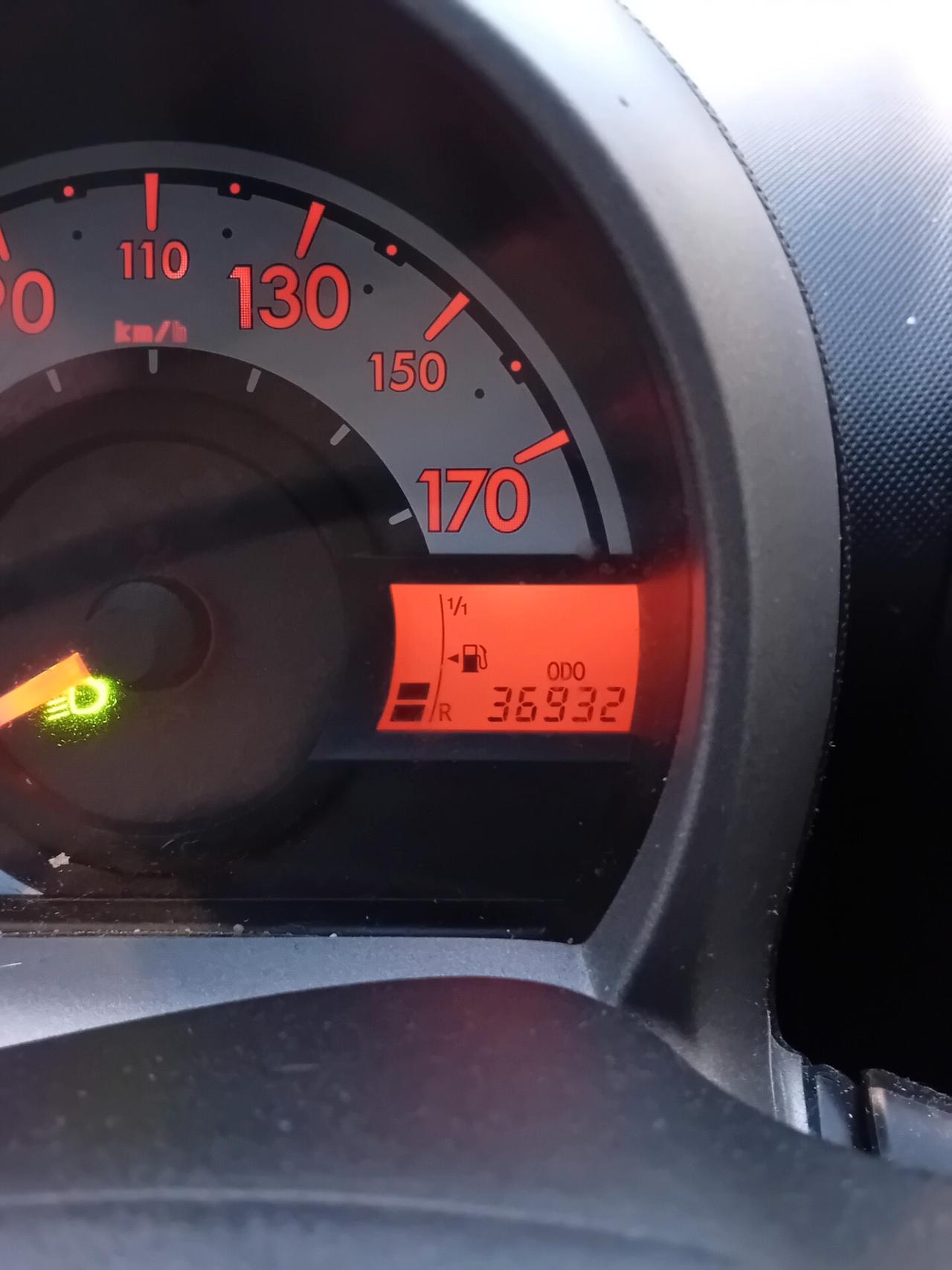 Toyota Aygo 1.0 12V VVT-i 5 porte Active Connect