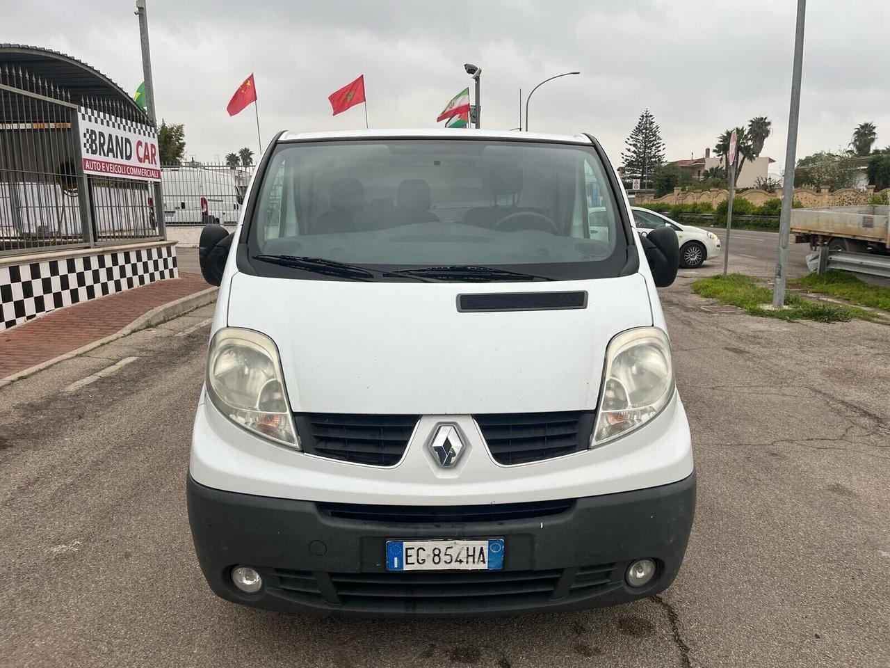Renault Trafic 2.0 dCi/115 Furgone Unipro 2011
