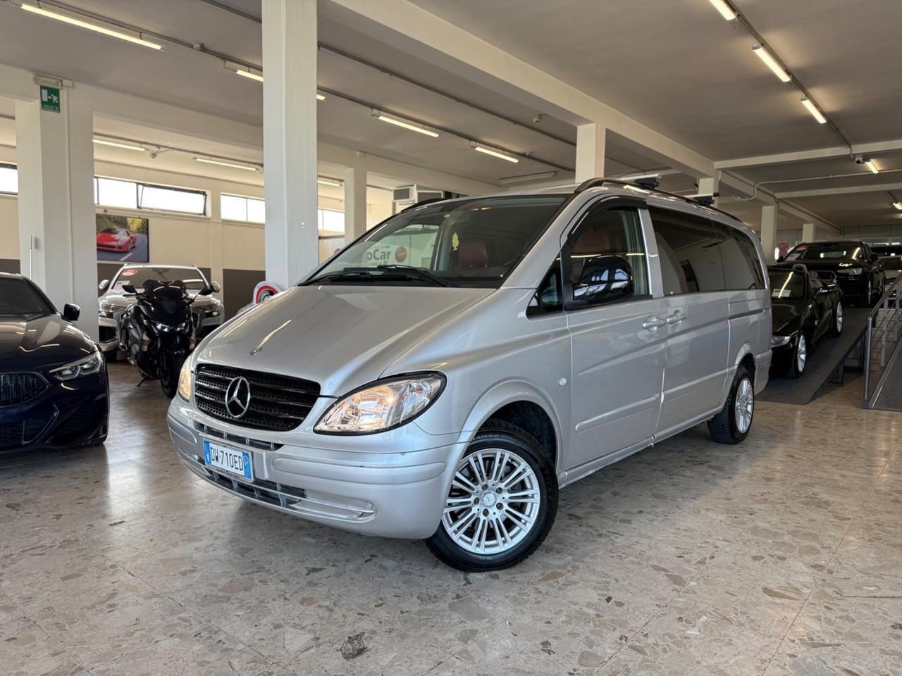 Mercedes-benz Vito 2.2 115 CDI PC-SL Kombi Long 9 Posti 2009 Neopatentati