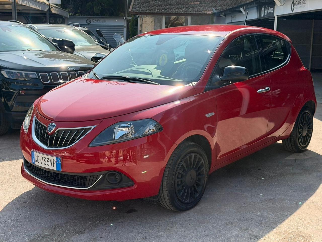 Lancia Ypsilon 1.0 FireFly 5 porte S&S Hybrid Ecochic UnYca