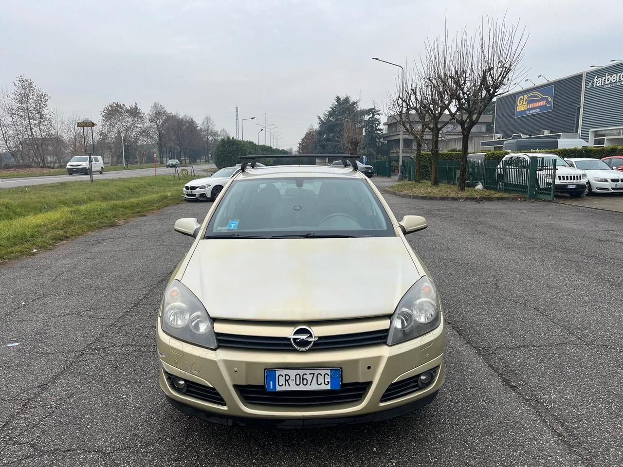 Opel Astra 1.6 115CV 5 porte Elective