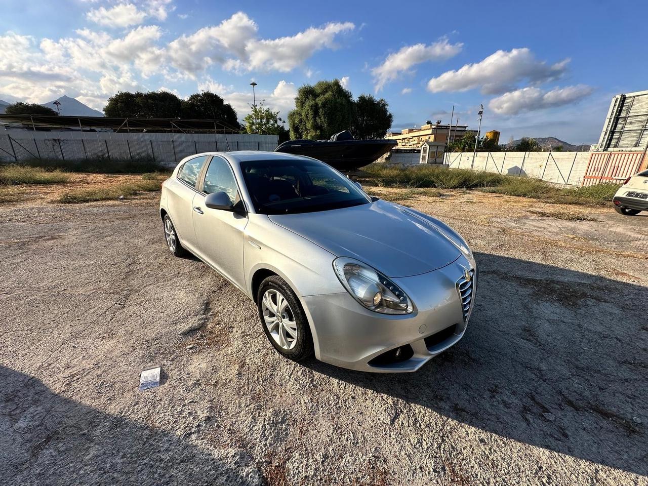 Alfa Romeo Giulietta 1.6 JTDm-2 105 CV Distinctive
