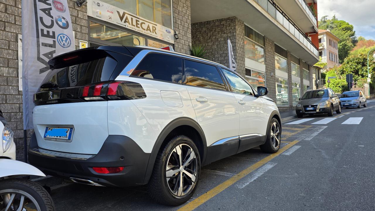Peugeot 5008 POSTI 7 120CV Allure AUT GARANZIA 12 MESI