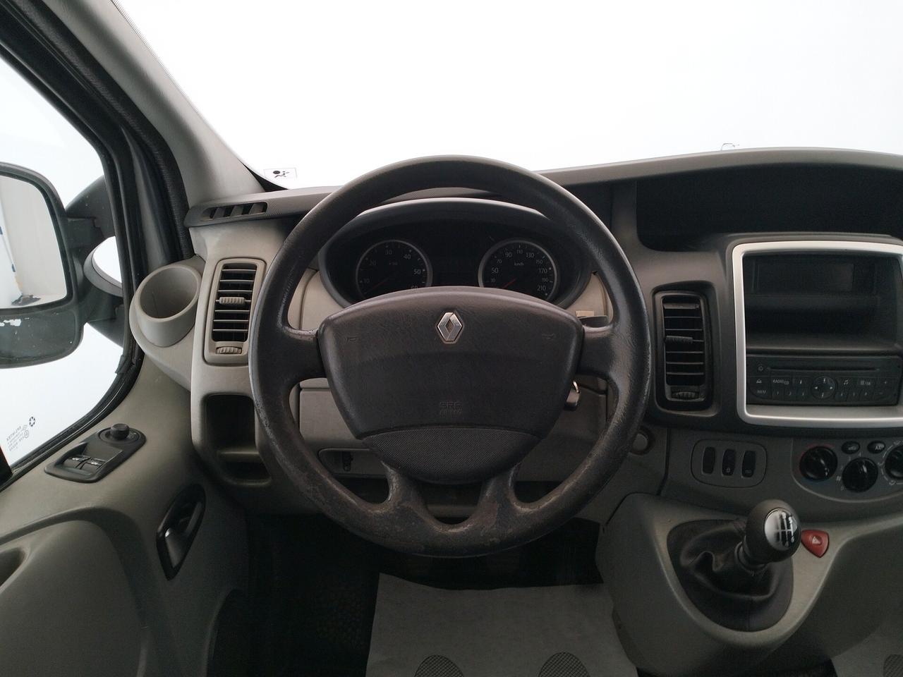 Renault Trafic 2.0 dCi 115cv Passenger - 9 POSTI