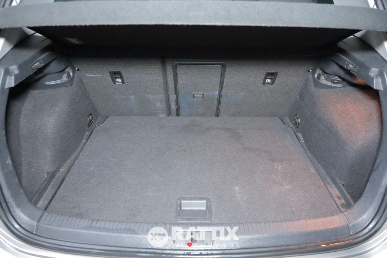 Volkswagen Golf 1.4 TSI 122CV Highline Business 3p + gancio traino