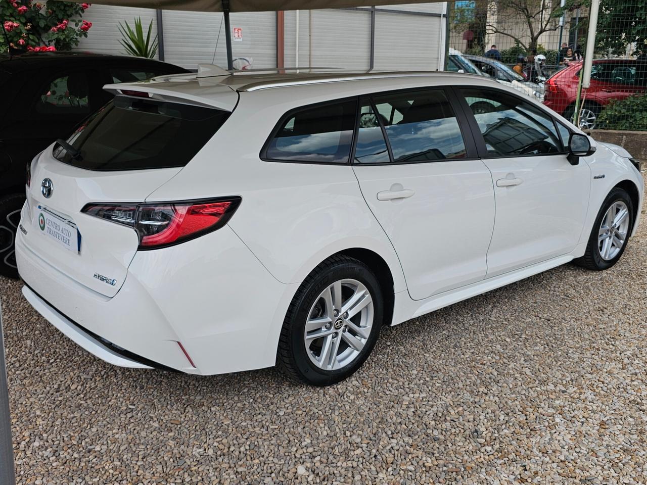 Toyota Corolla Touring Sports 1.8 Hybrid Business