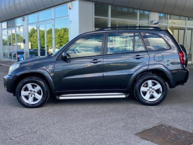 TOYOTA RAV 4 MY23 RAV4 2.0 Tdi D-4D Cat. 5Porte