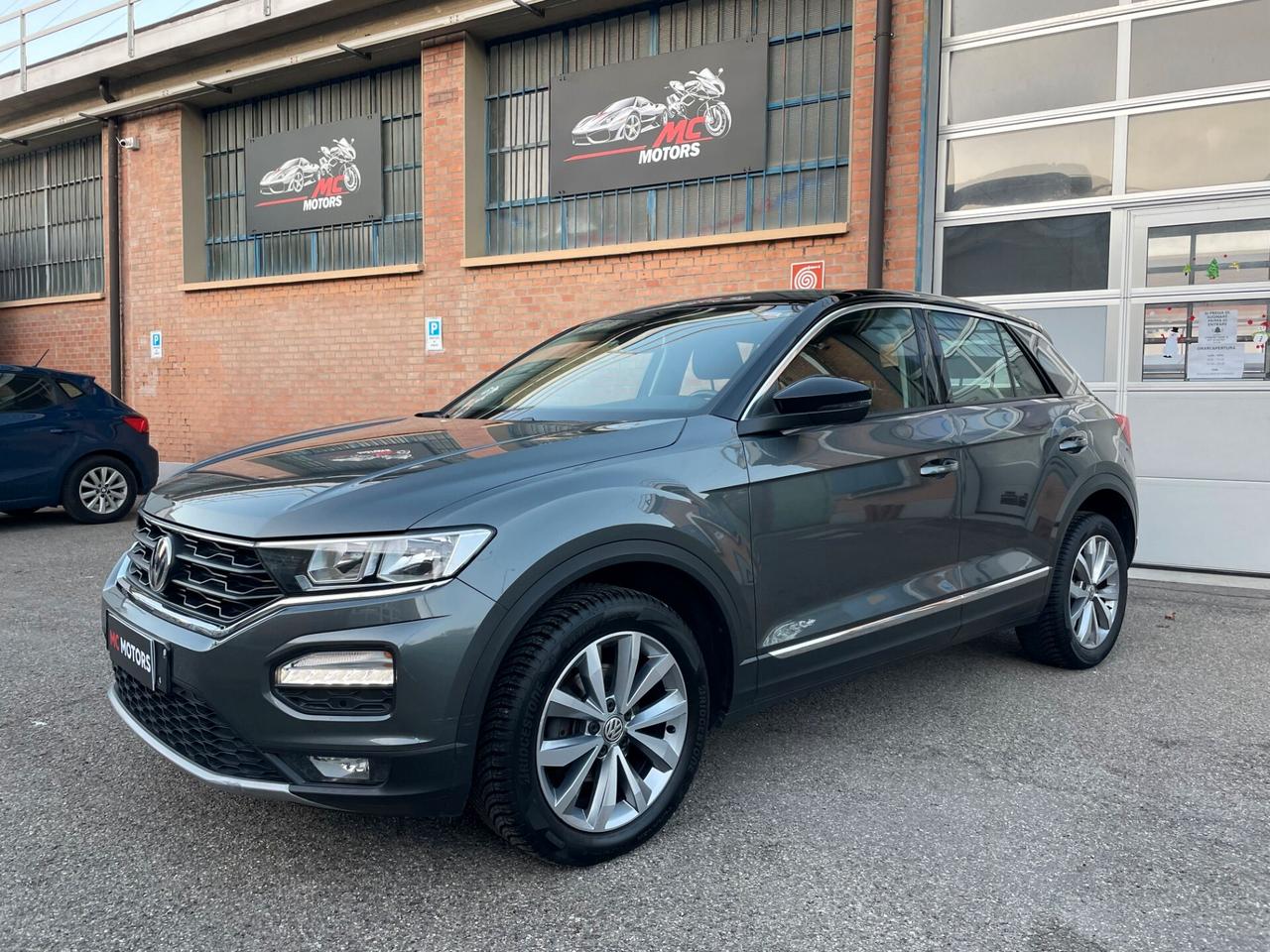 Volkswagen T-Roc 115 CV FULL OPTIONAL- UNICO PROPRIETARIO
