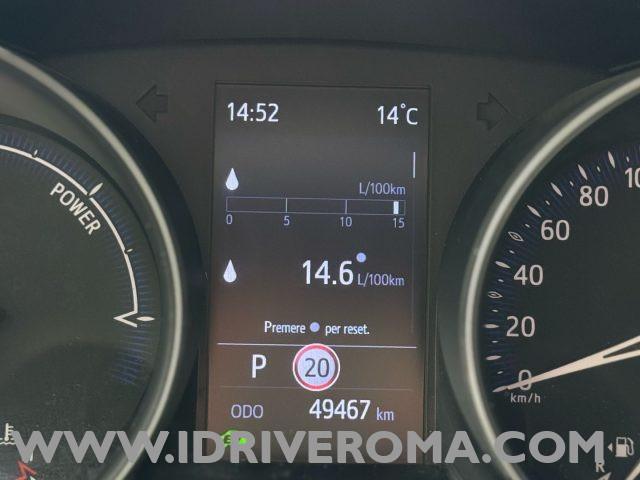 TOYOTA C-HR 1.8 Hybrid E-CVT Business
