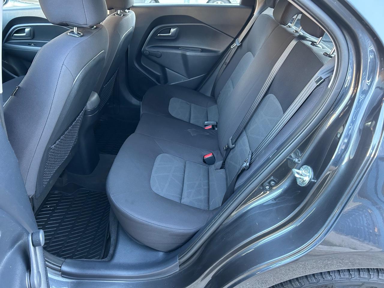 Kia Rio 1.1 CRDi 75 cavalli 2016