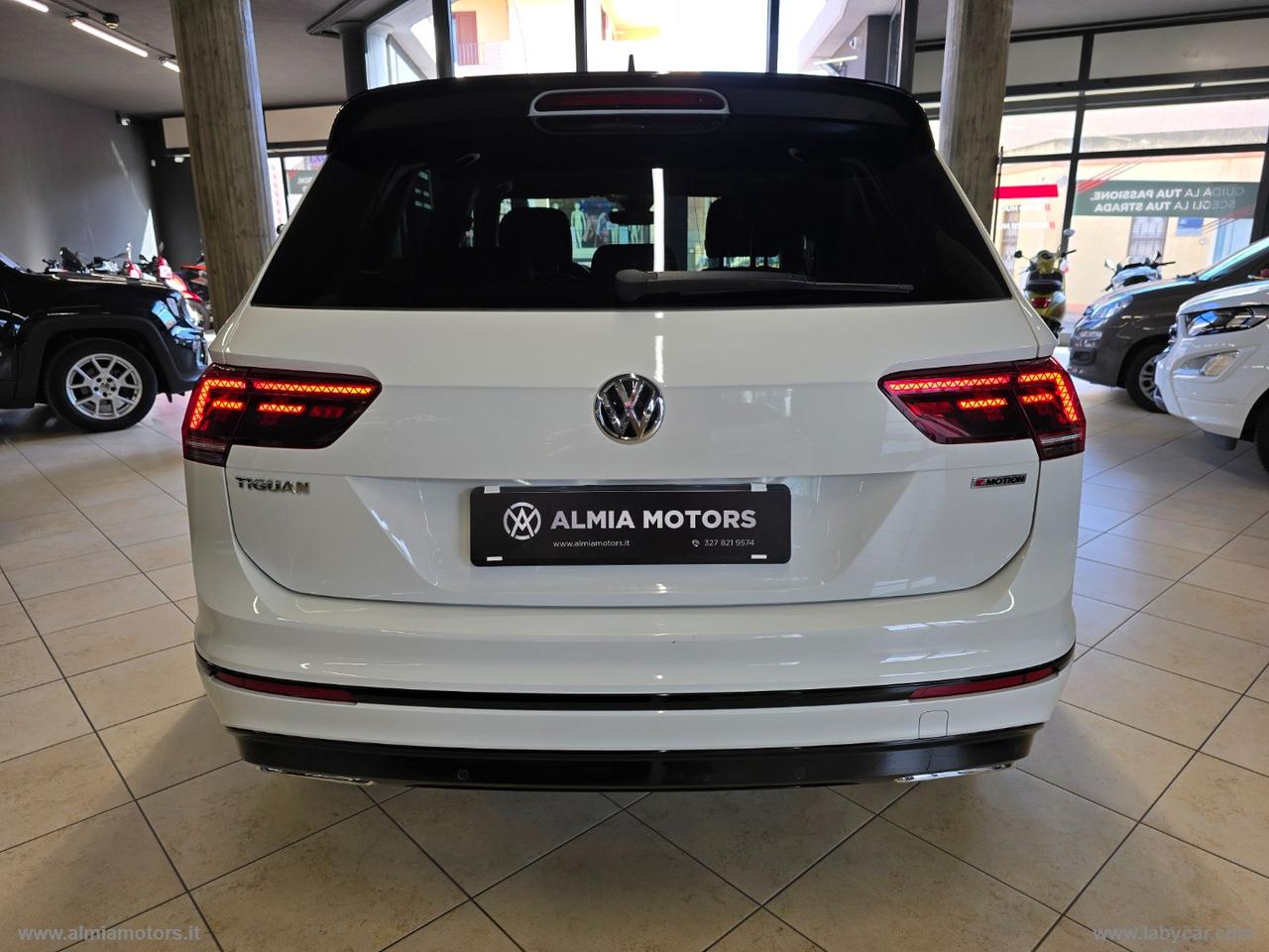 VOLKSWAGEN Tiguan 2.0 BiTDI DSG 4MOTION R-LINE 240 CV