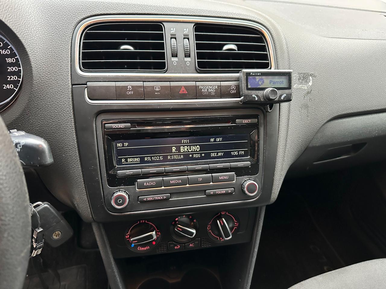 Volkswagen Polo 1.6 TDI Neopatentati (12 rate)