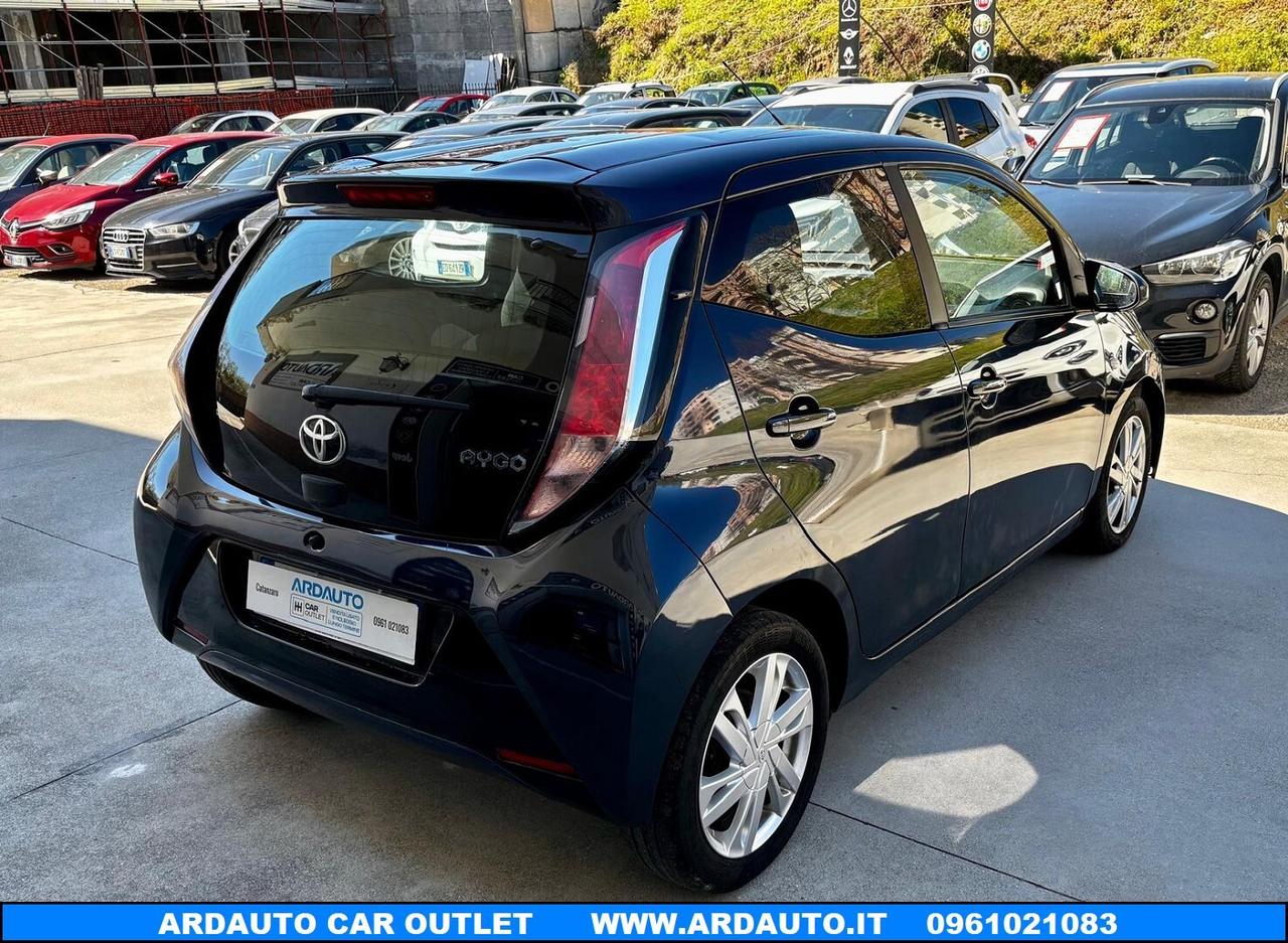 Toyota Aygo 1.0 VVT-I X-BLACK 69 CV