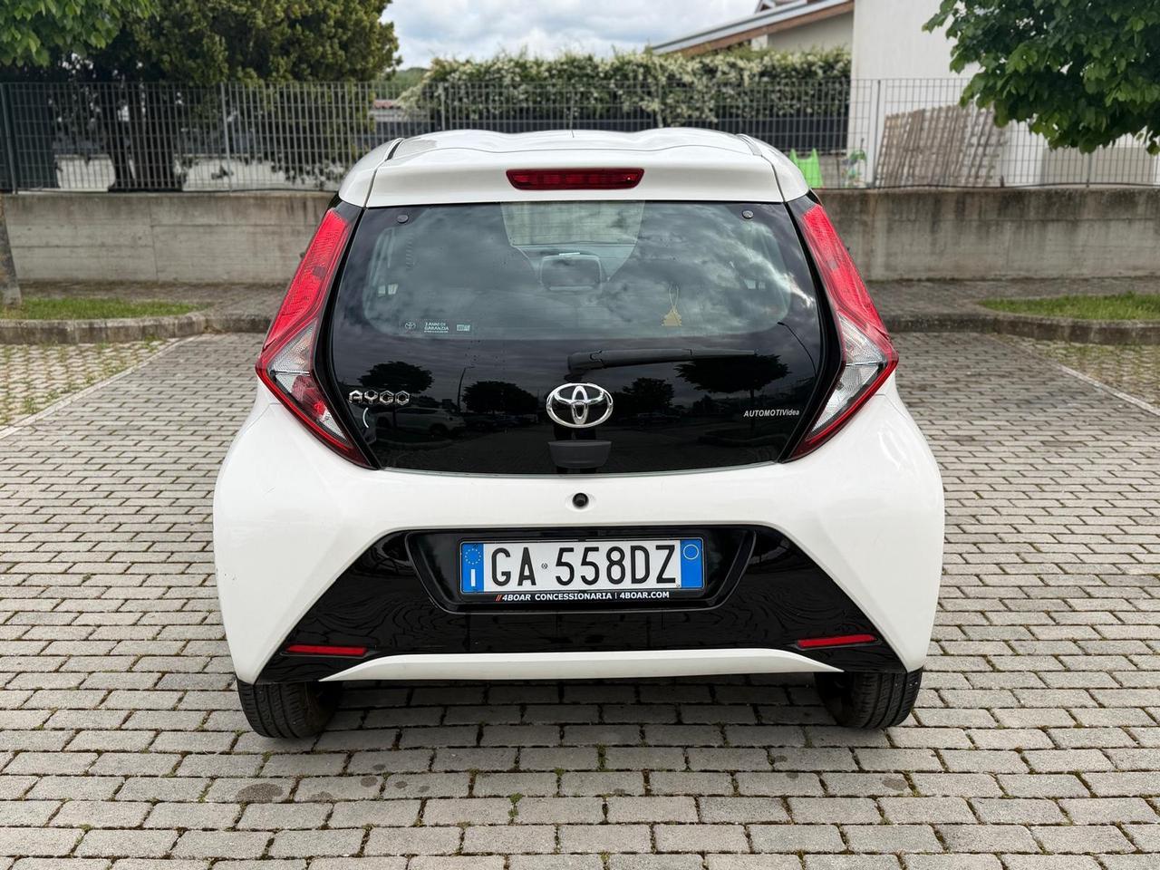 Toyota Aygo Connect 1.0 *MINIRATE*