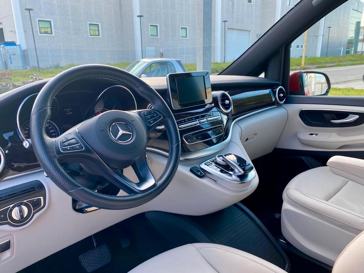 Mercedes V 200 d 136 CV allestimento disabili