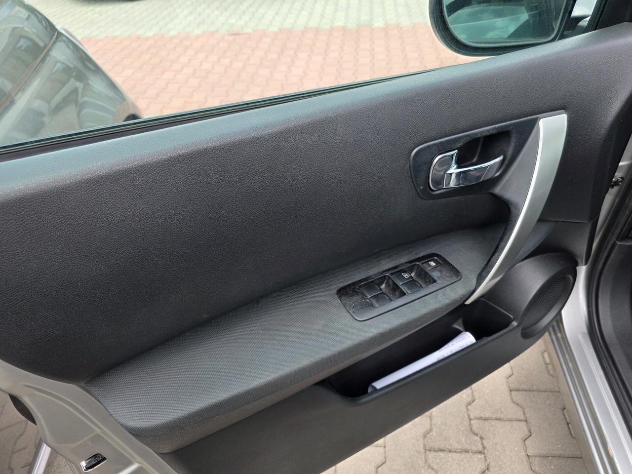 Nissan Qashqai 2.0 dCi DPF Tekna