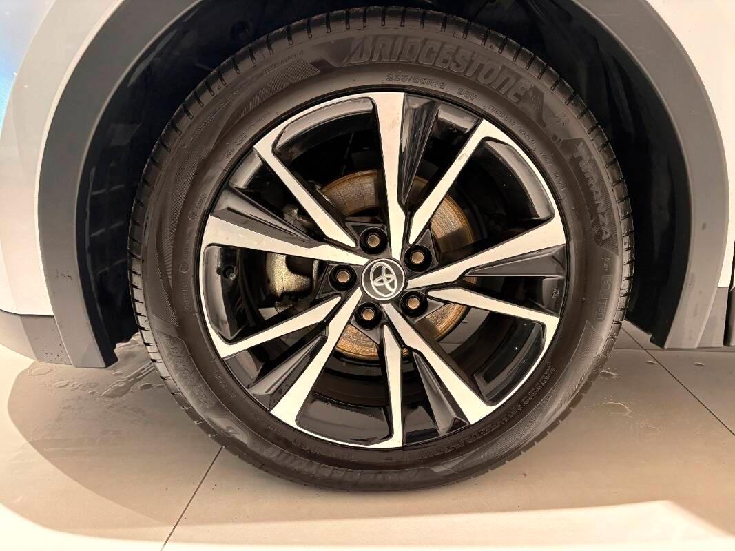 Toyota C-HR 1.8 hev Trend fwd e-cvt