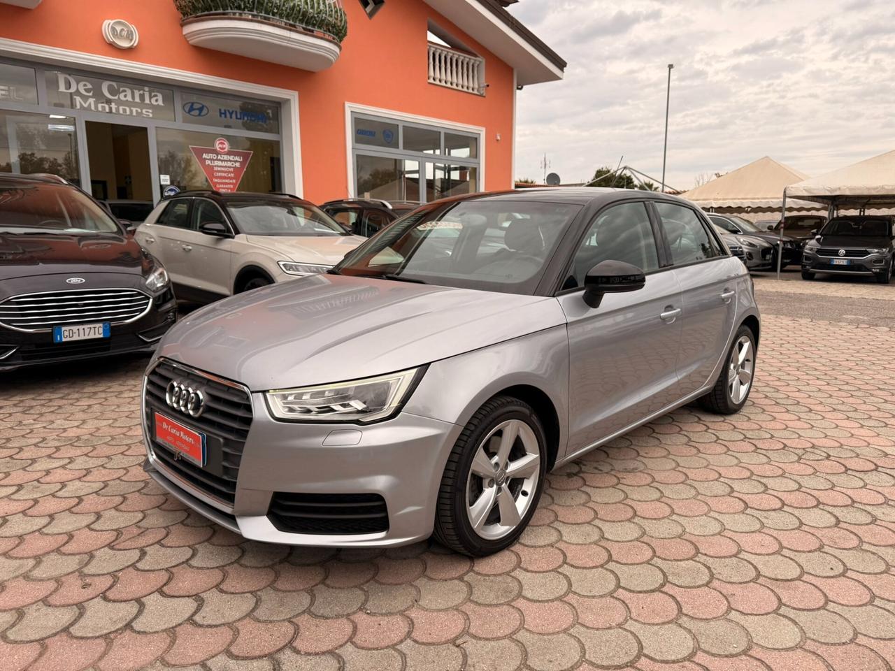Audi A1 Sportback 1.6 TDi 116CV Design - 2015