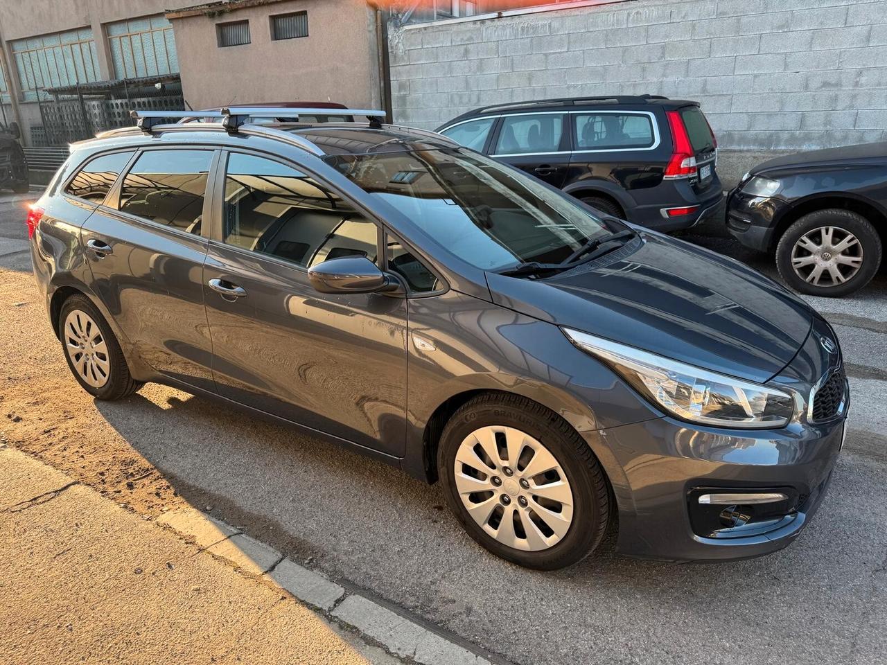 Kia Ceed Sportswagon cee'd 1.6 GDI SW Cool*EURO6B