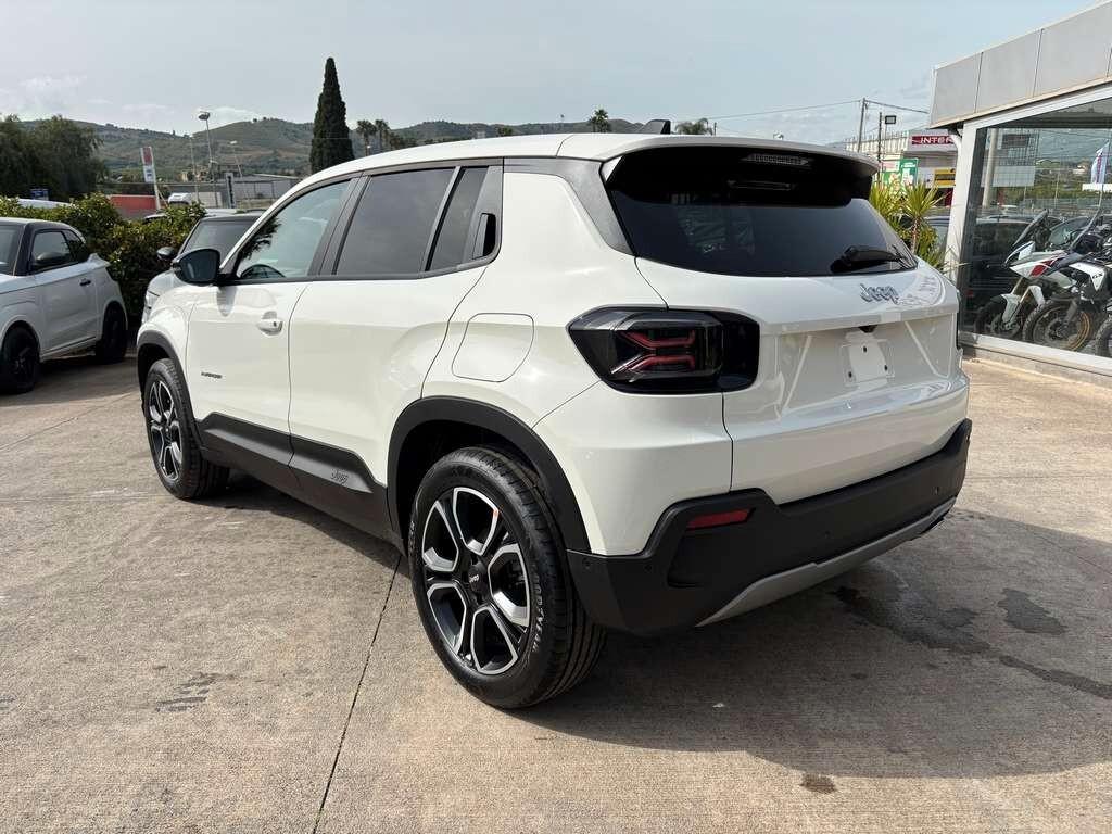 Jeep Avenger 1.2 Turbo 110 CV MHEV Summit automatica a 279 euro al mese