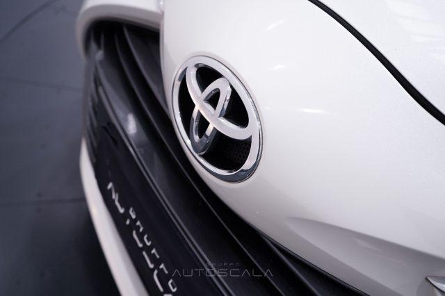 TOYOTA Yaris 1.5 110cv VVT-i 5 porte Trend 'White Edition'