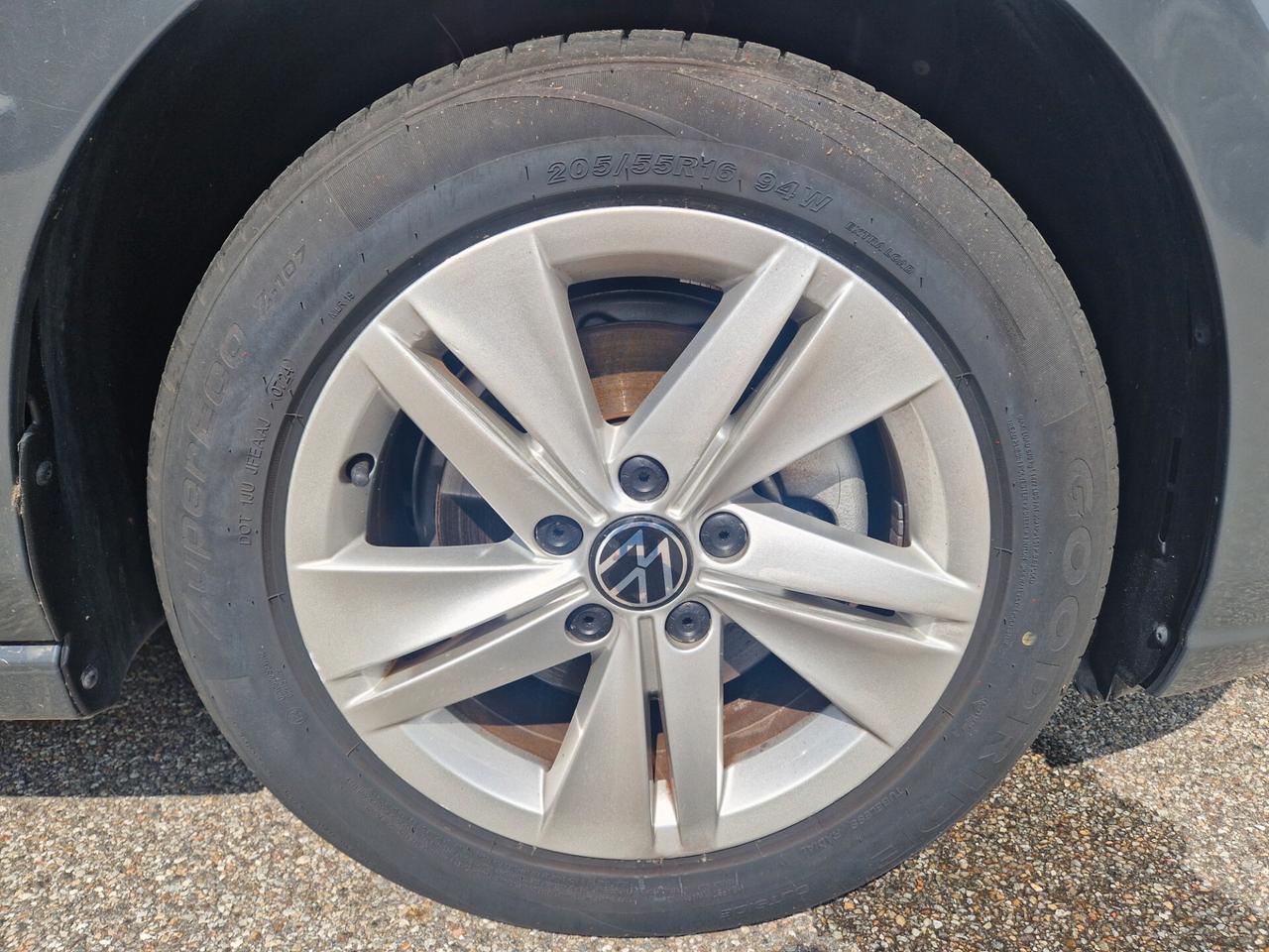 Volkswagen Golf 1.0 TSI EVO Life