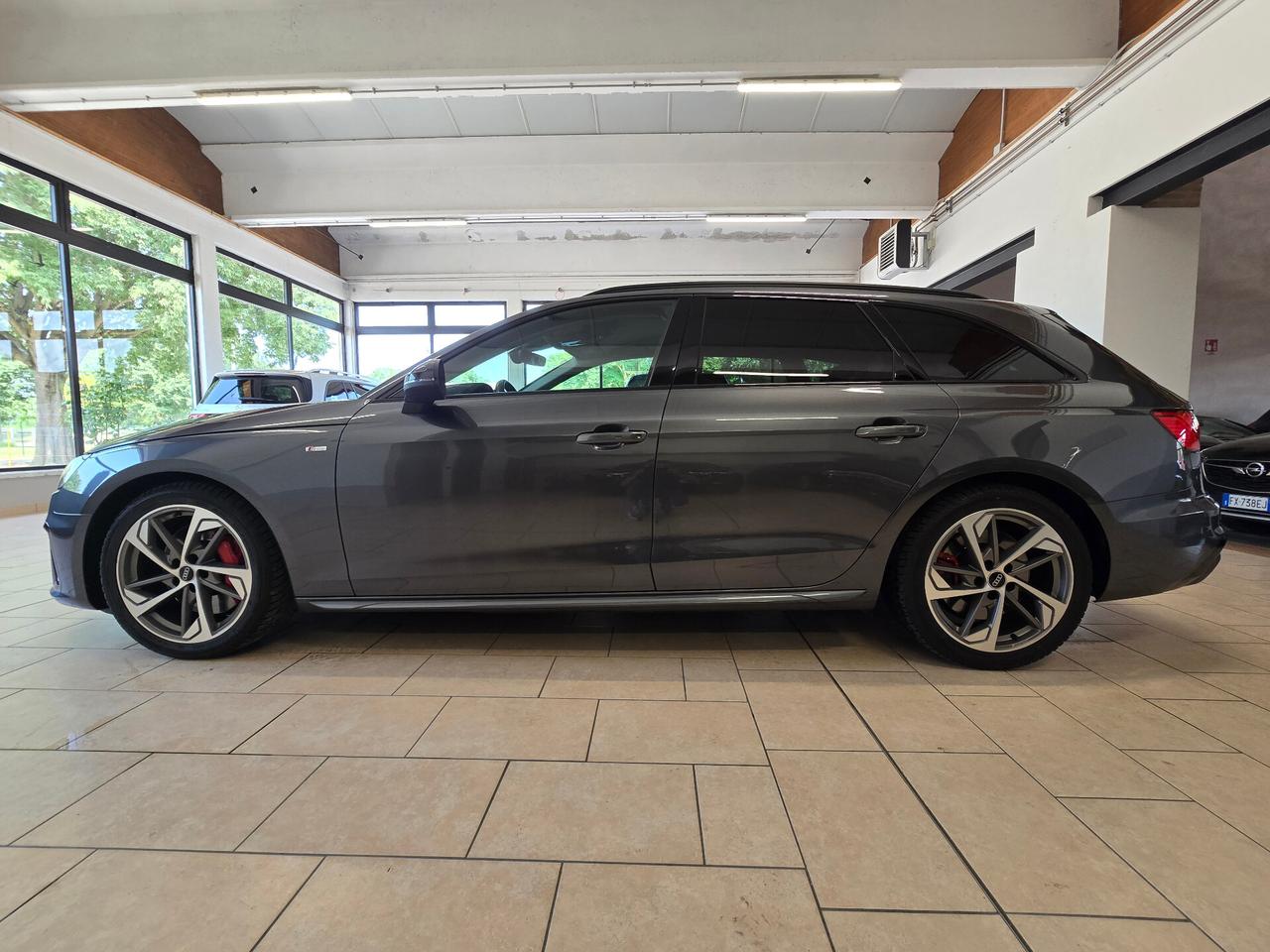 Audi A4 Avant 50 TDI QUATTRO S-LINE EDITION PACK LUCI