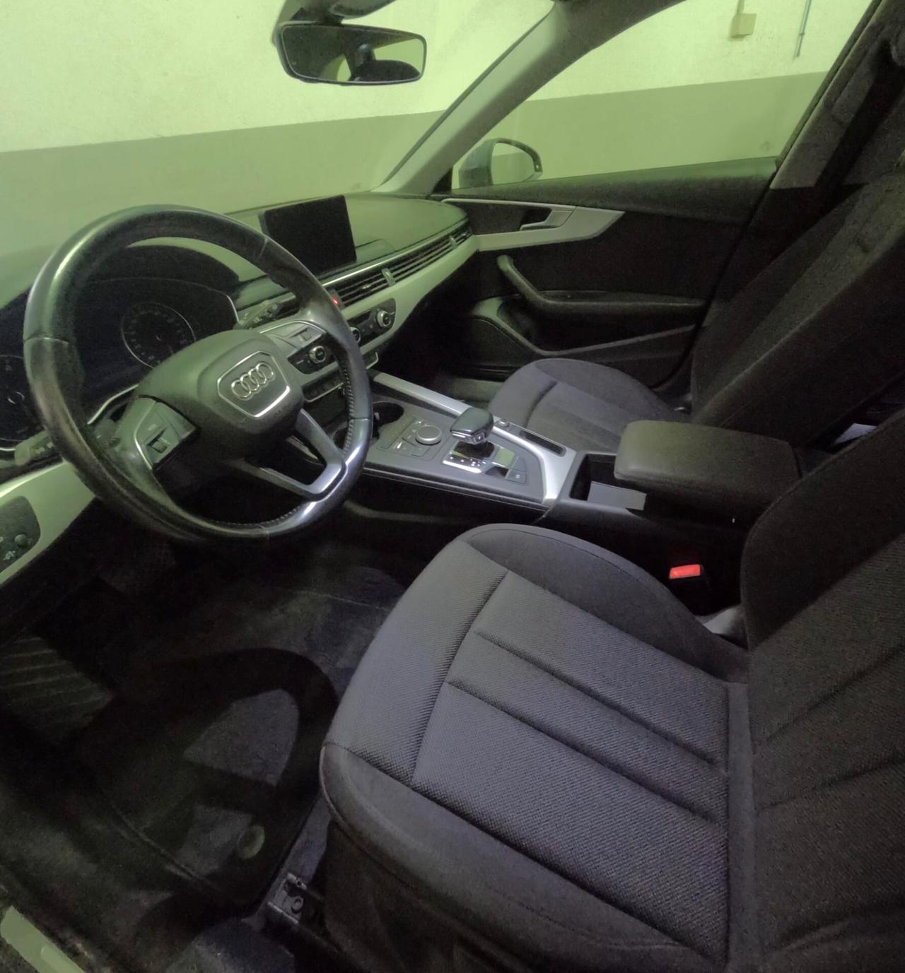 Audi A4 Avant 2.0 TDI 122 CV S tronic Business Sport