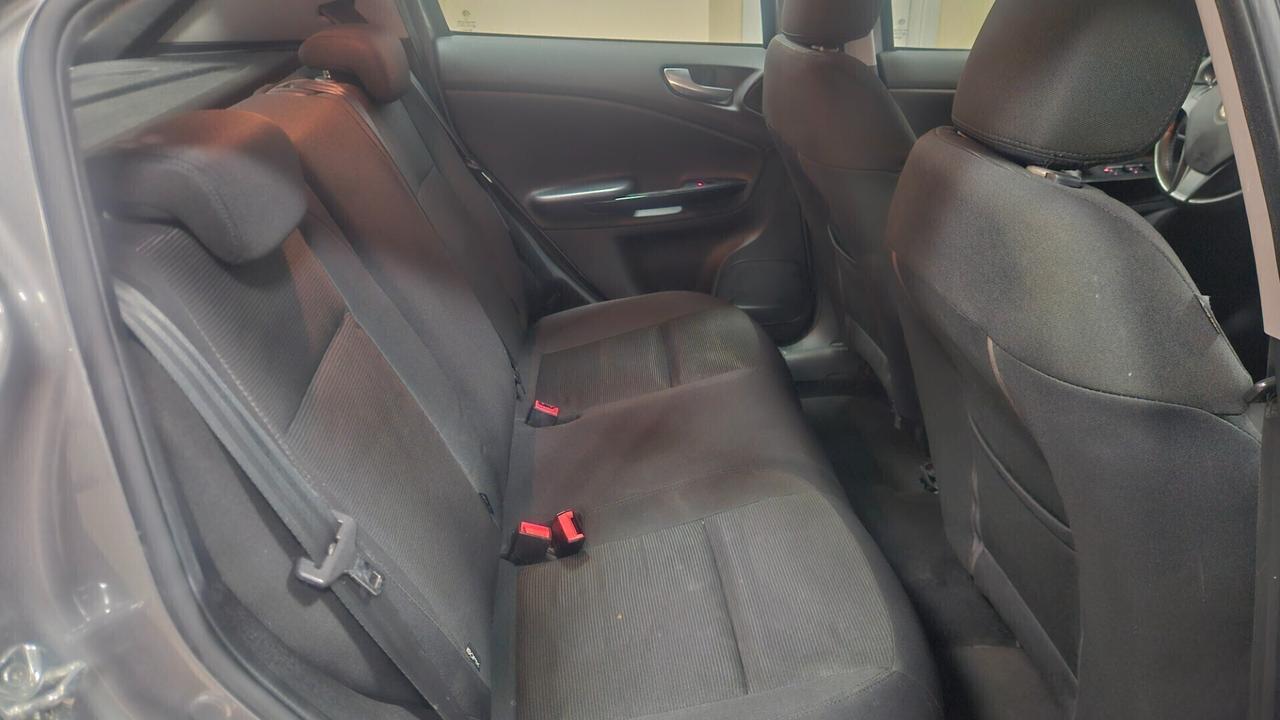 Alfa Romeo Giulietta 1.6 JTDm-2 105 CV Exclusive