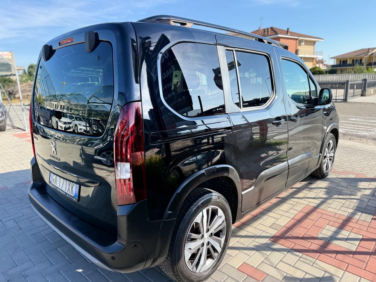 Peugeot Rifter BlueHDi 100 S&S GT Line Standard