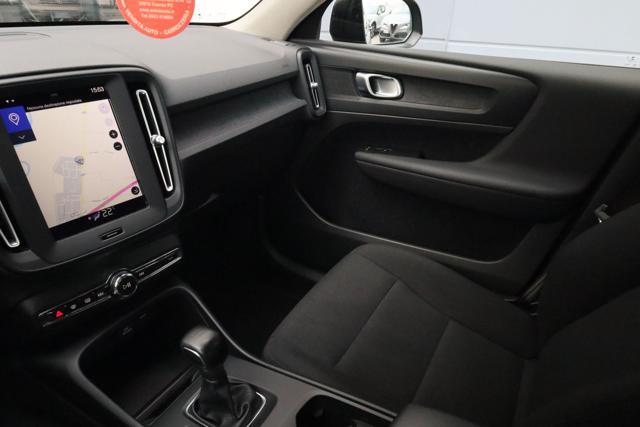 VOLVO XC40 D3