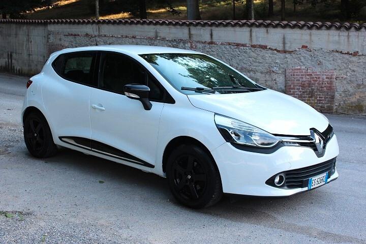 Renault Clio 1.2 75CV GPL 5 porte Live ESTETICA ESEMPLARE COLLAUDO FINO AL 2033 CLIMA NAVI CERCHI LEGA