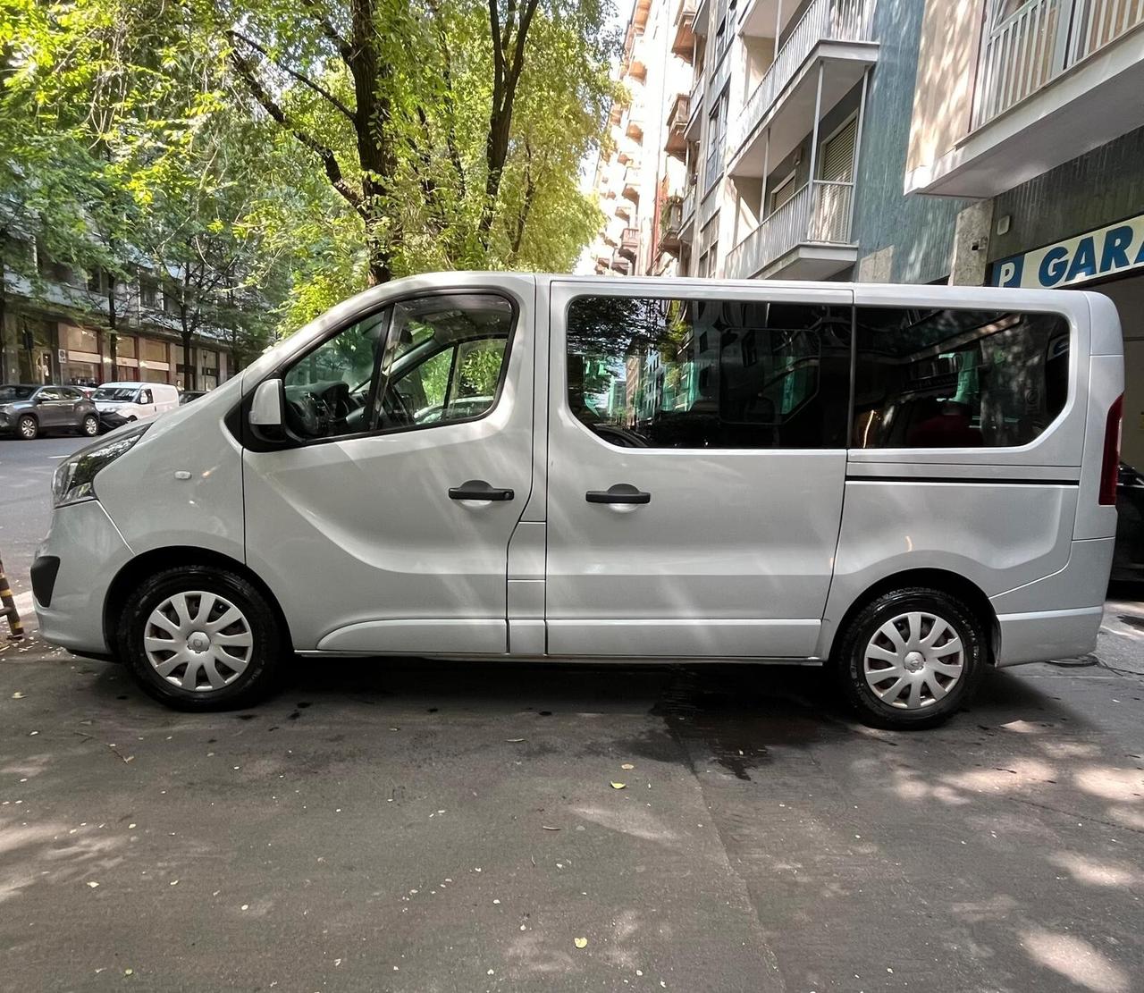 Opel Vivaro 29 1.6 BiTurbo 9 POSTI